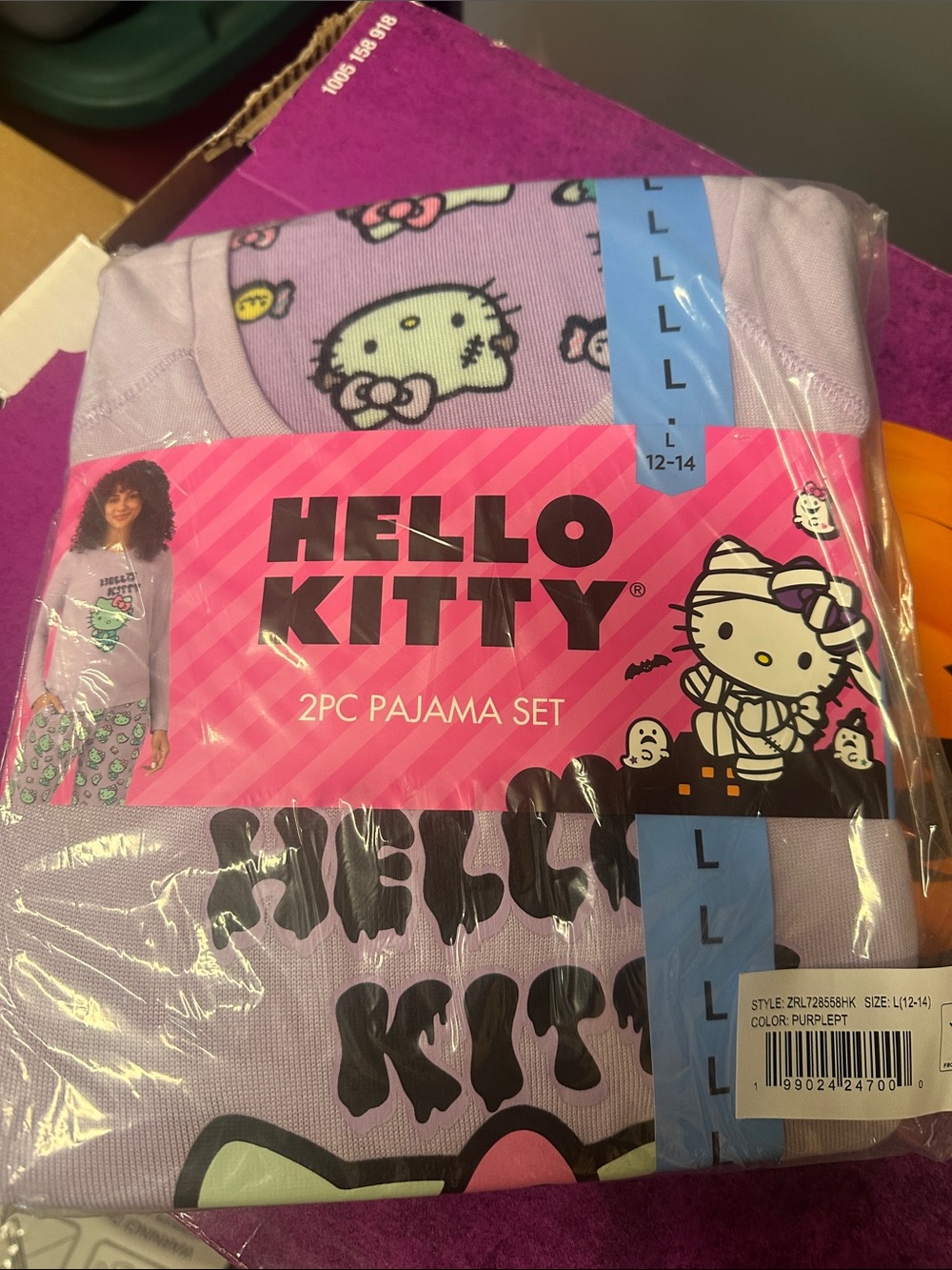 Hello Kitty Woman’s Lavender 2PC Pajama Set